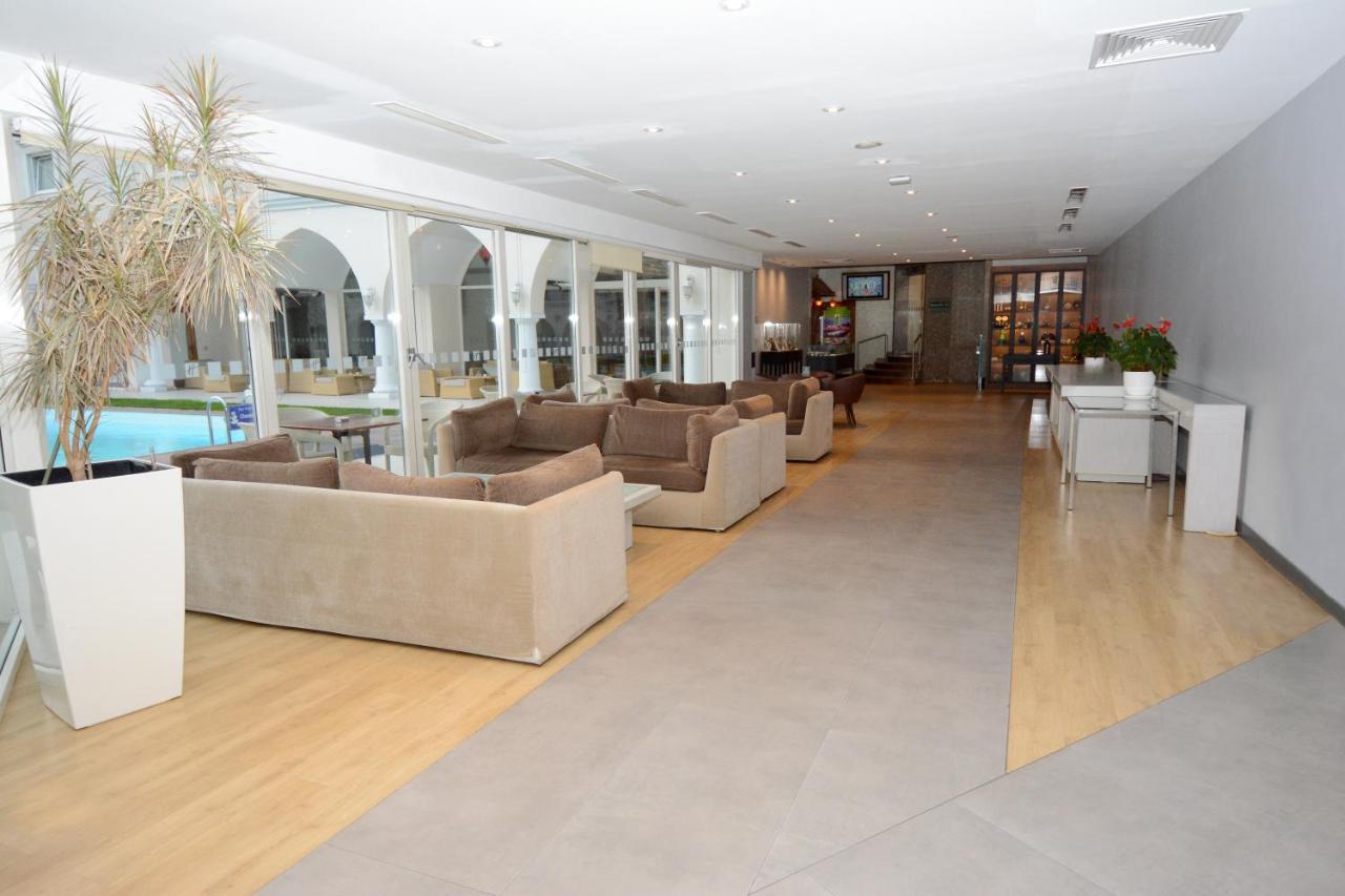 Holiday Inn Istanbul City By Ihg Ngoại thất bức ảnh The lounge at the airport