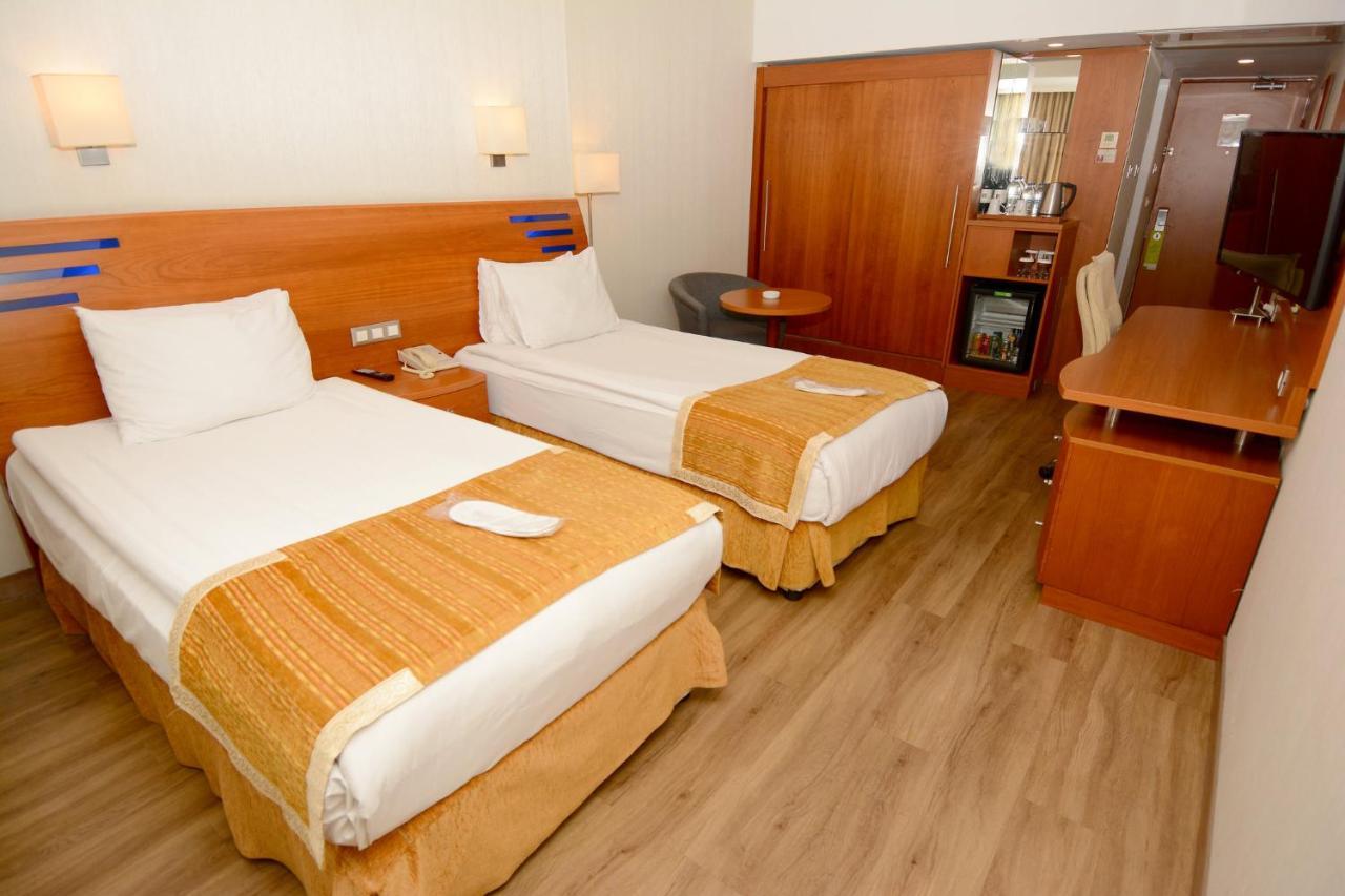 Holiday Inn Istanbul City By Ihg Ngoại thất bức ảnh A room at the hotel